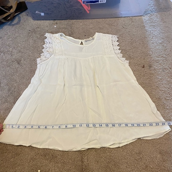 Altar’d State Tank - Picture 5 of 8